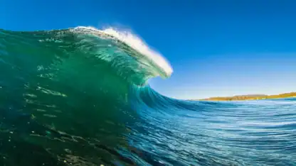 Image of a wave