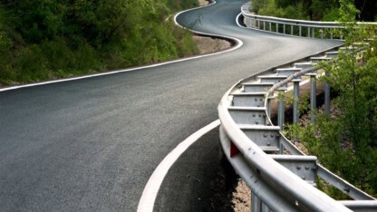 Image of winding road representing tax planning in uncertain capital markets